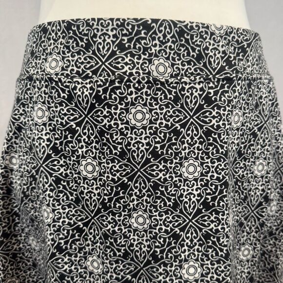 Tranquillity by Colorado Clothing black and white print active skirt size large - Picture 3 of 6